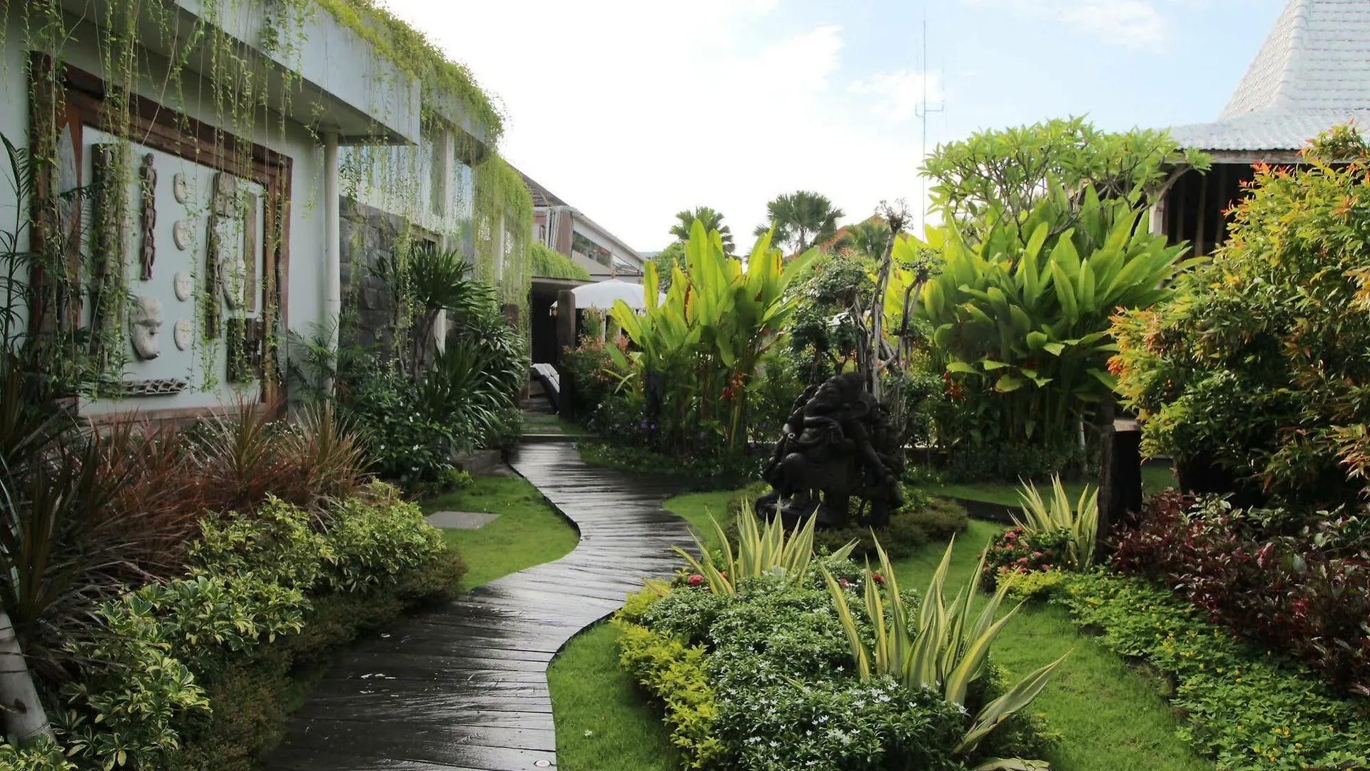 Gahana Bali Villa Seminyak Indonesien