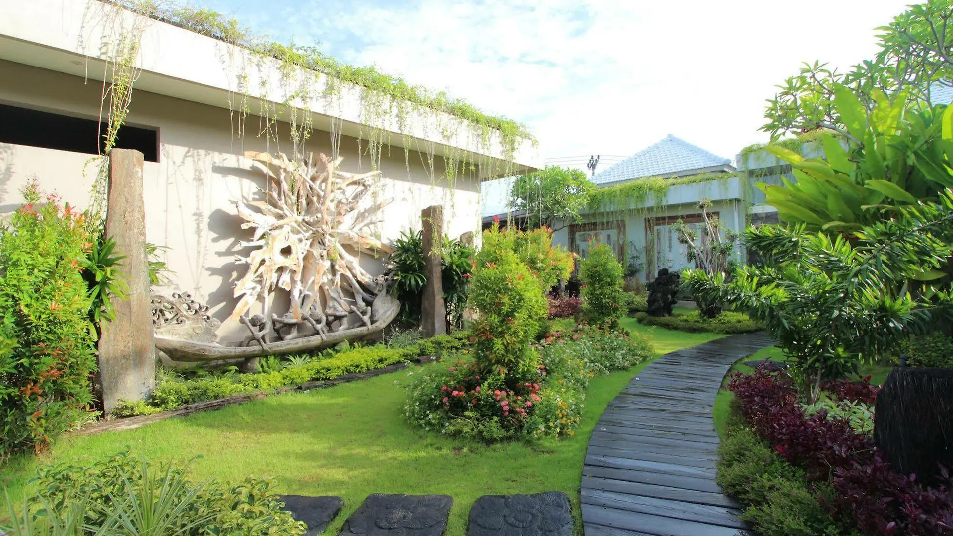 Gahana Bali Villa Seminyak  Seminyak (Bali)