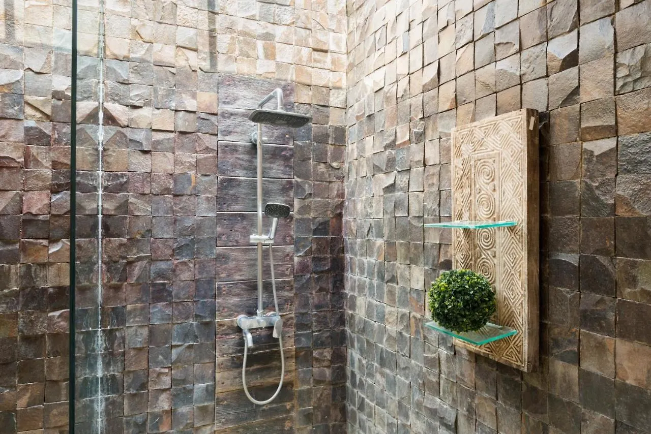 Gahana Bali Villa Seminyak Indonesien